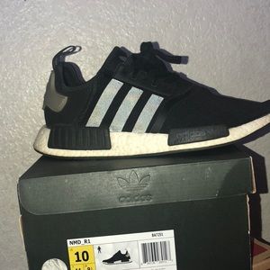 Adidas nmd r1 size 10 men